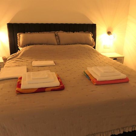 Apartmani Bura ซริกเวนิซา ภายนอก รูปภาพ