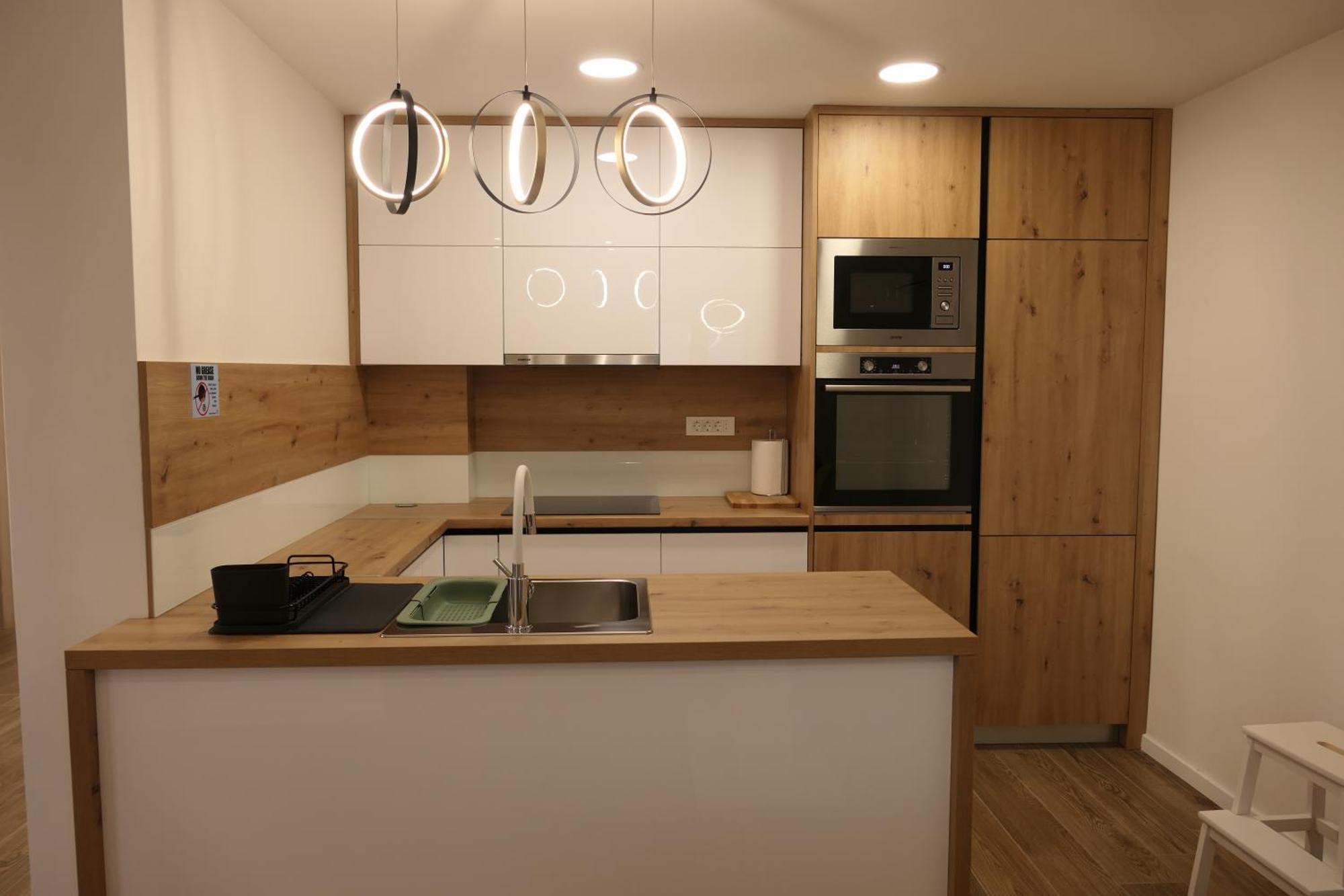 Apartmani Bura ซริกเวนิซา ภายนอก รูปภาพ