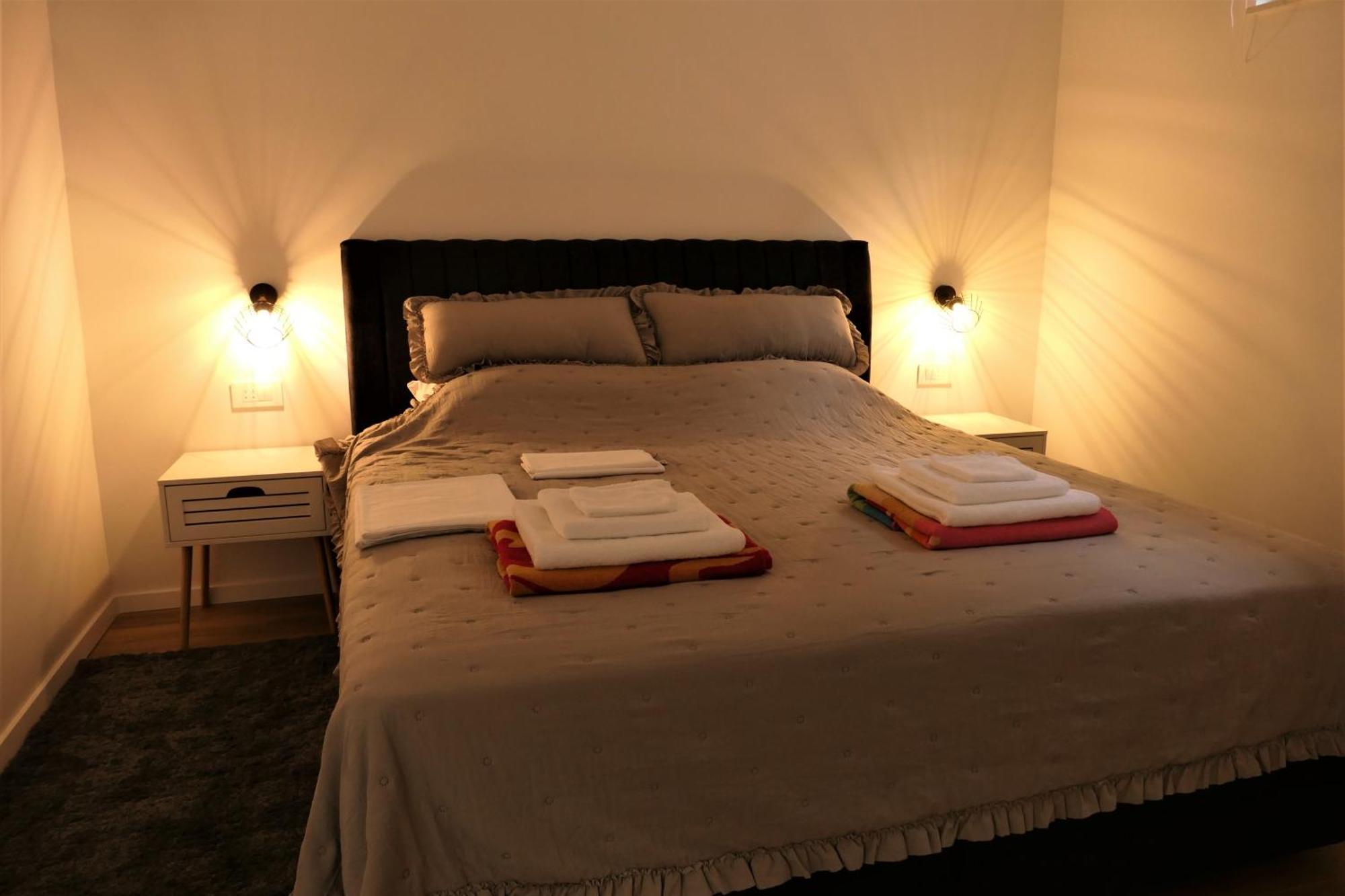 Apartmani Bura ซริกเวนิซา ภายนอก รูปภาพ