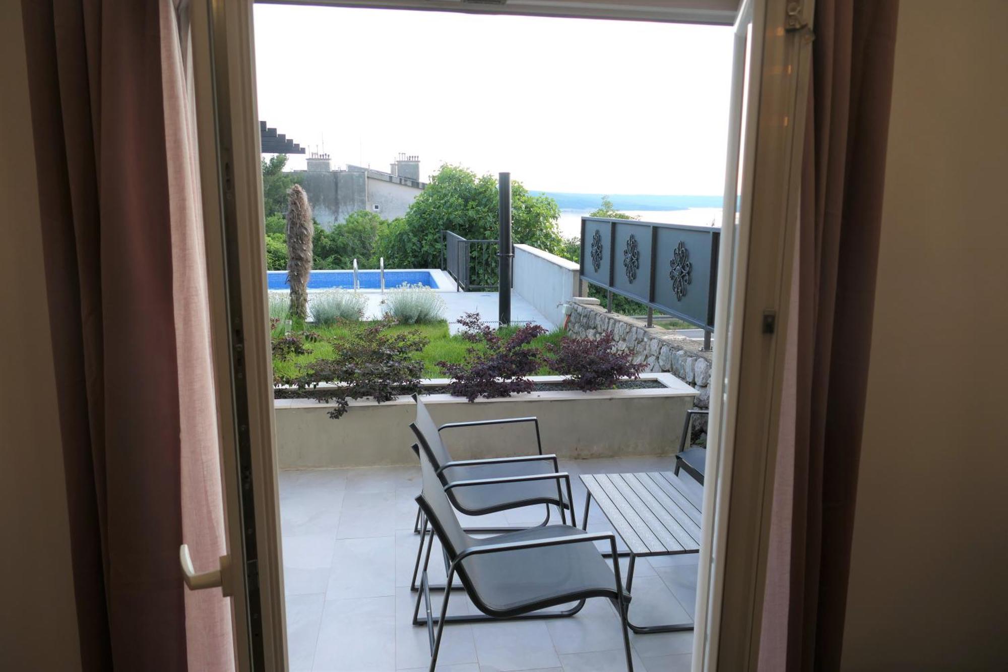 Apartmani Bura ซริกเวนิซา ภายนอก รูปภาพ