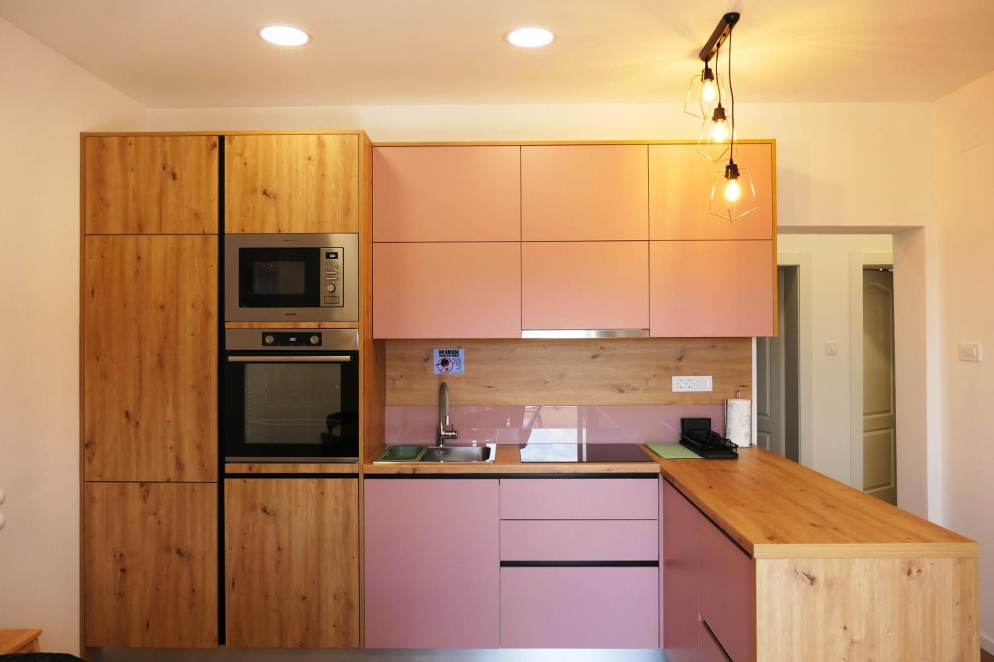 Apartmani Bura ซริกเวนิซา ภายนอก รูปภาพ