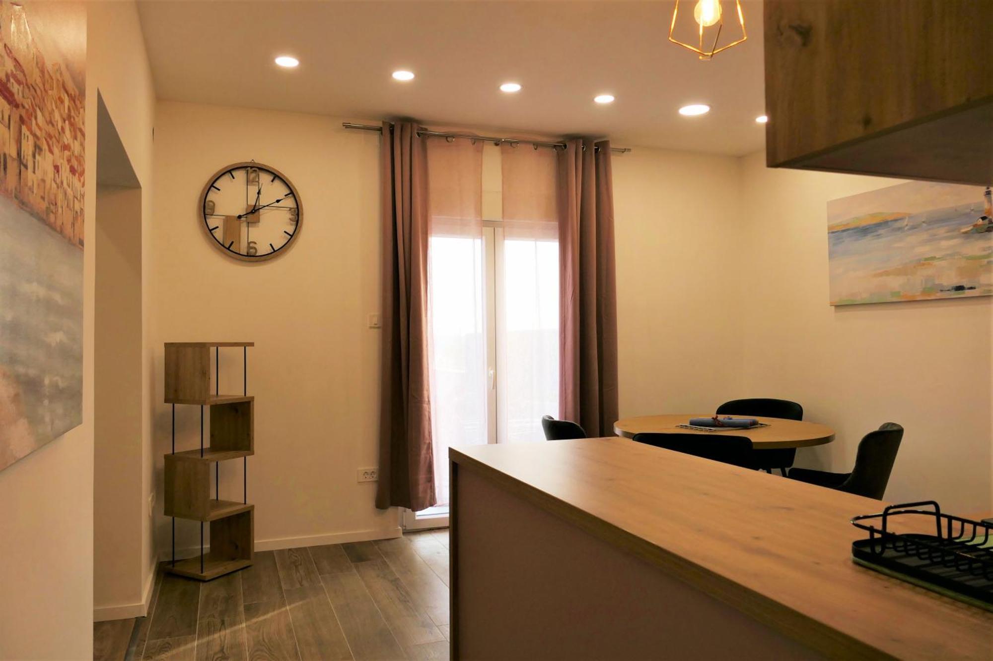 Apartmani Bura ซริกเวนิซา ภายนอก รูปภาพ