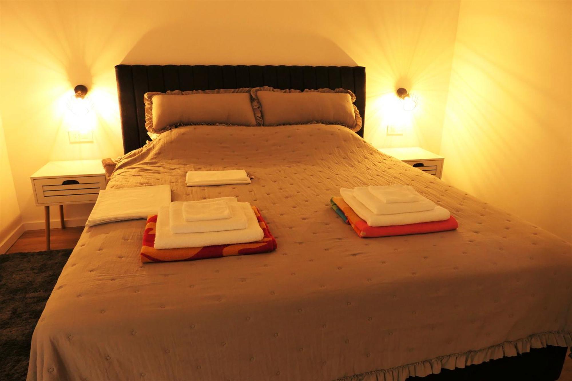 Apartmani Bura ซริกเวนิซา ภายนอก รูปภาพ