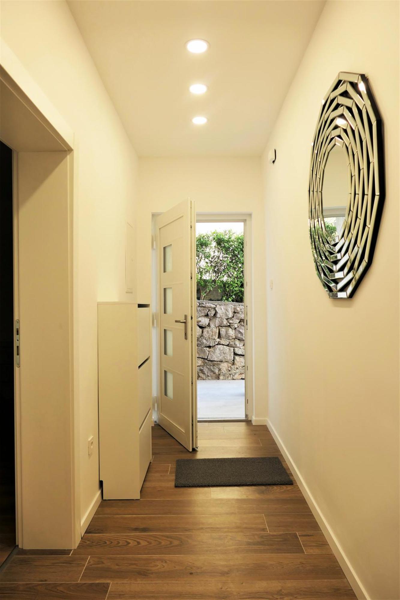 Apartmani Bura ซริกเวนิซา ภายนอก รูปภาพ