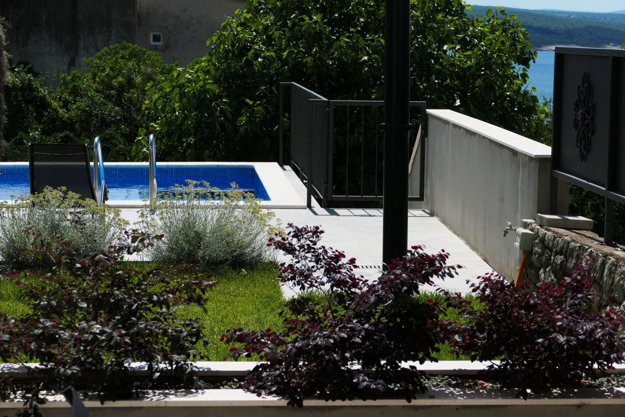 Apartmani Bura ซริกเวนิซา ภายนอก รูปภาพ